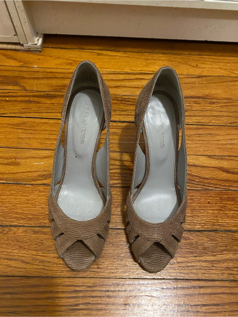 Sergio Rossi Tan Textured Peep-Toe Heels